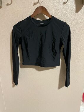 MATTEAU Black Long-Sleeve sun tee Crop Top NEW